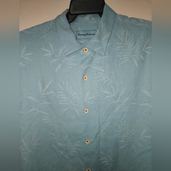 Tommy Bahama Blue Silk  Button Down Shirt L - Picture 3 of 13